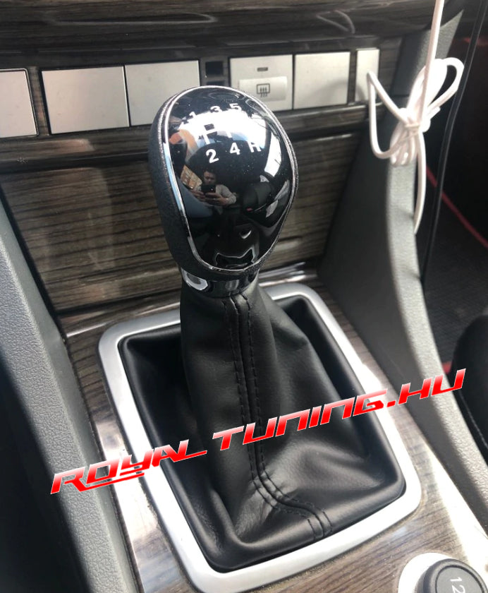 Ford Focus váltógomb és váltószoknya 5 sebességes nagy keretes