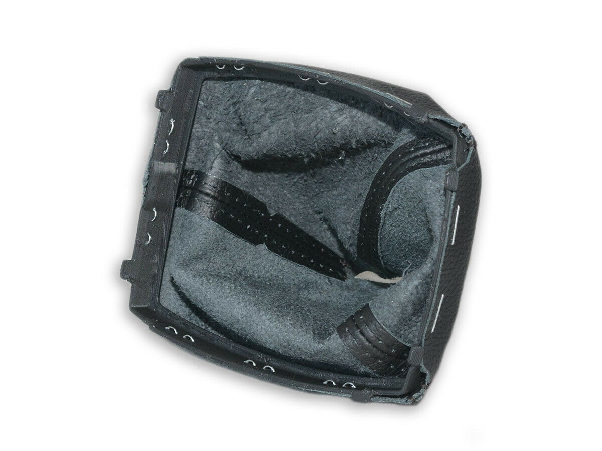 Ford Kuga váltószoknya