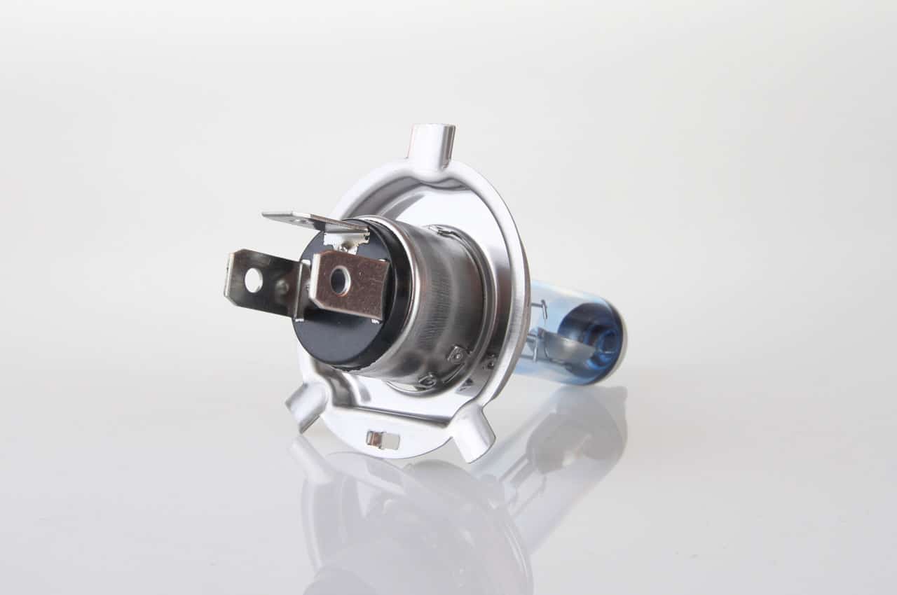 H4 izzó +130% emelt fényerővel 2db