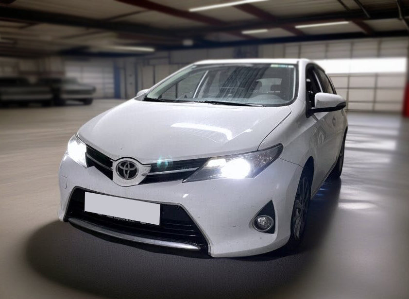 Toyota Auris fényszóró led szett 2012-2018
