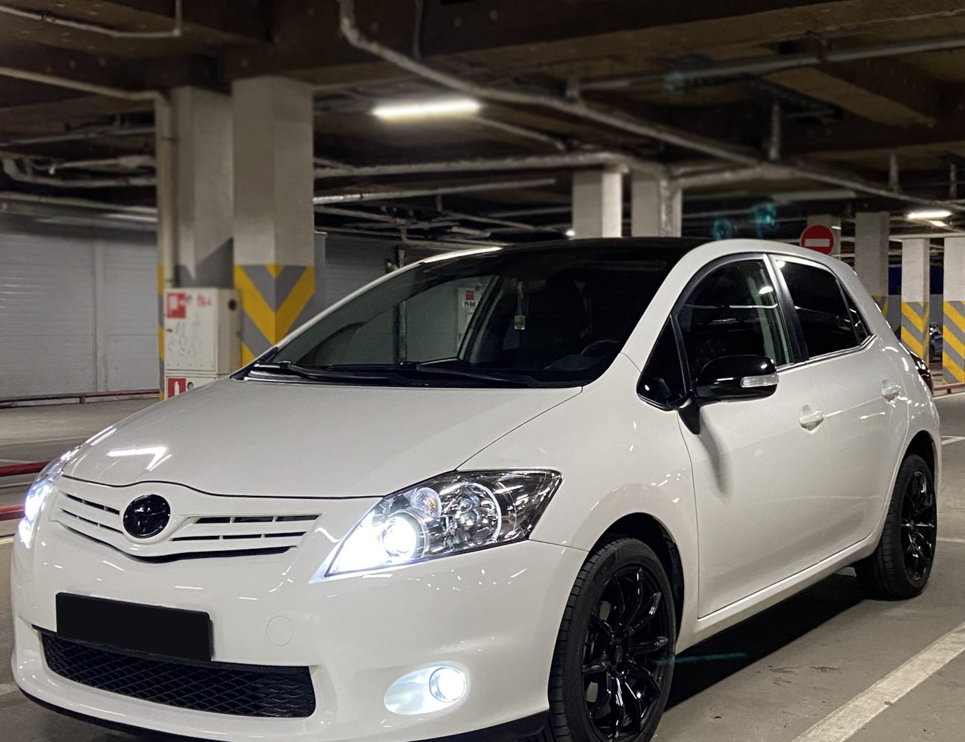 Toyota Auris fényszóró led szett 2007-2012
